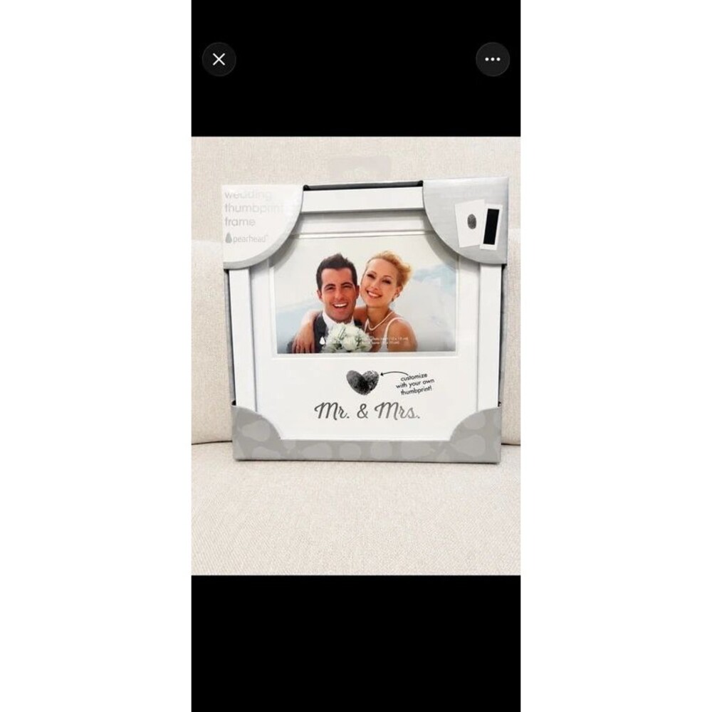 Pearhead Wedding Thumbprint Frame Mr. & Mrs. 8x8 Keepsake Frame New